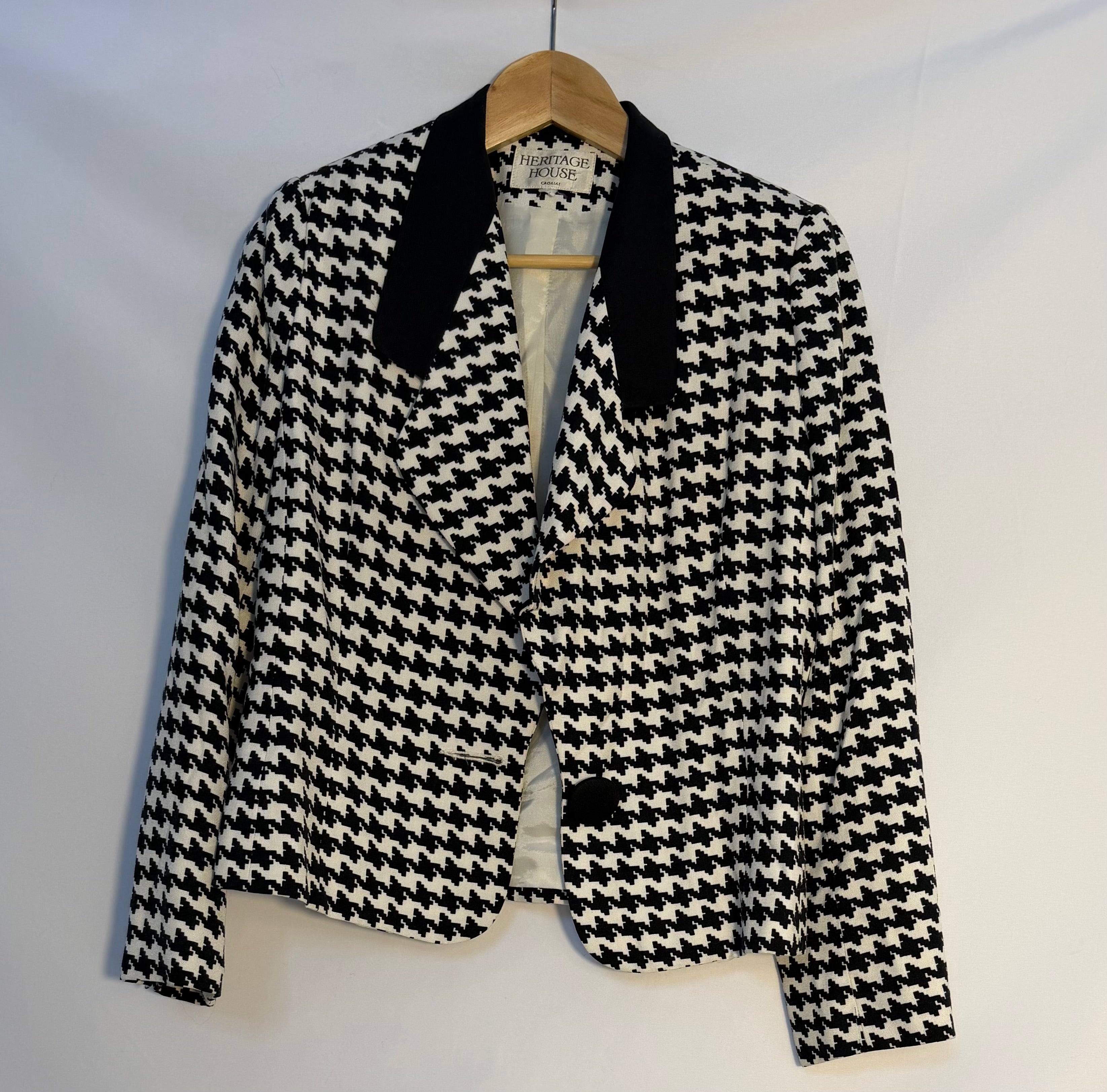 Heritage House Houndstooth Blazer