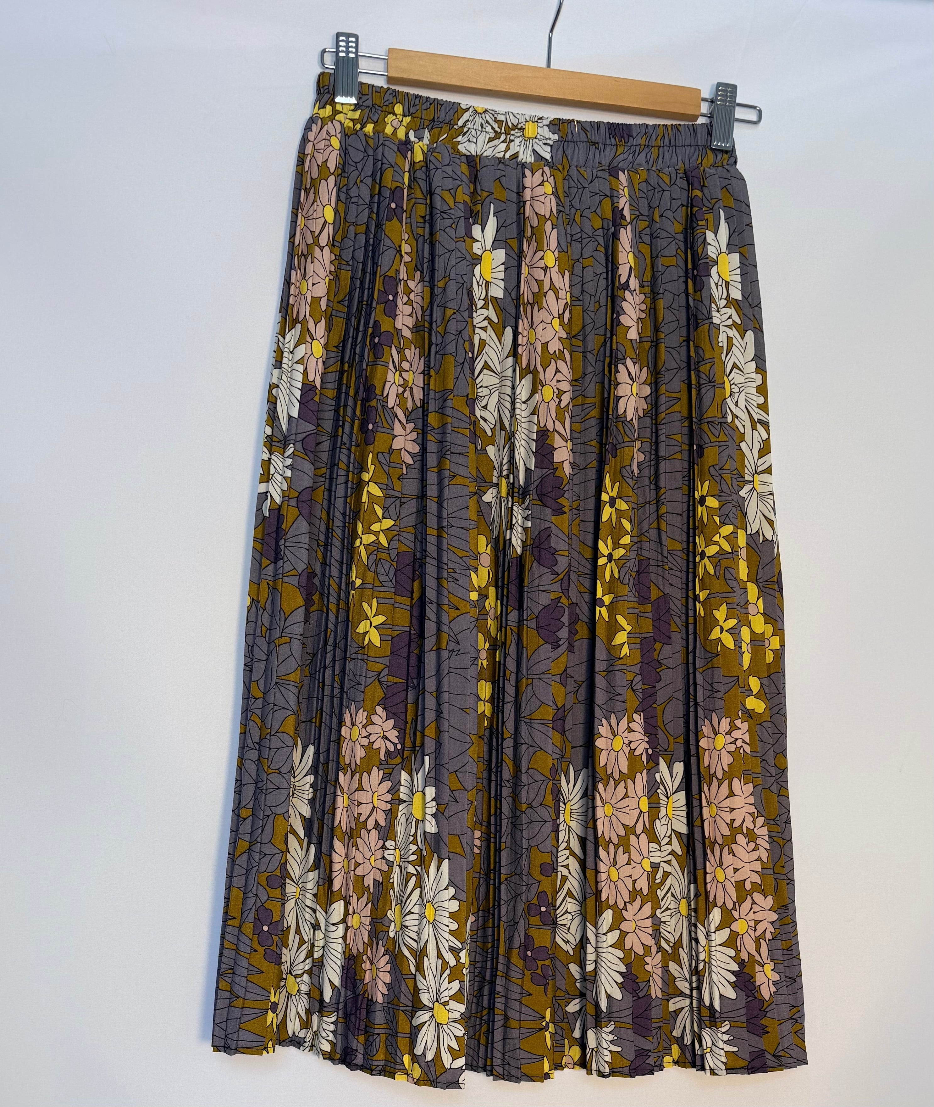 Floral Pleated Midi Skirt