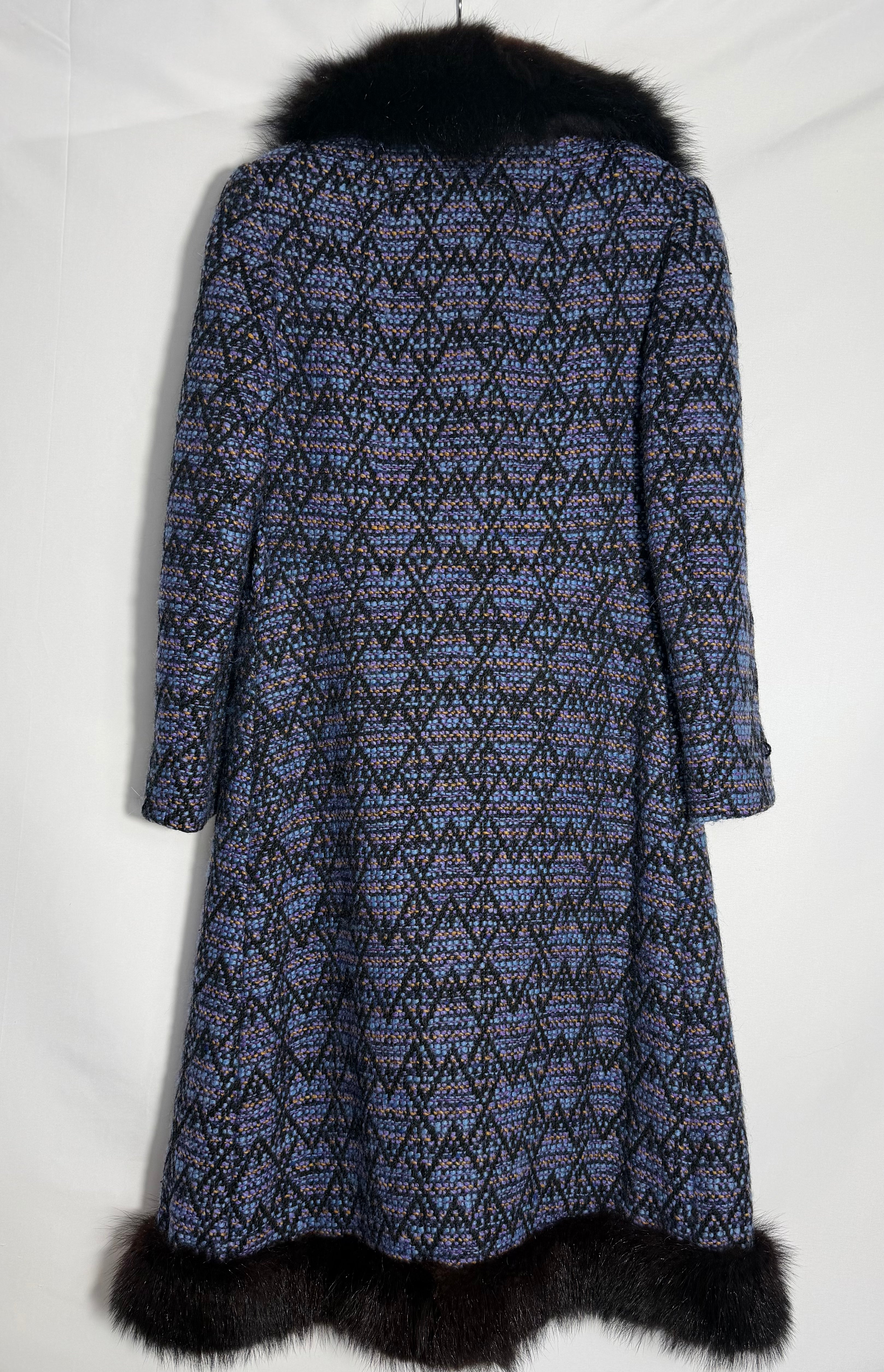 Vintage Wool Blend Coat with Faux Fur Trim – Blue/Black Pattern